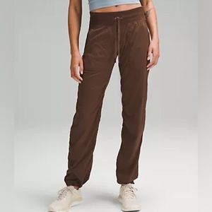 LULULEMON Dance Studio Mid-Rise Pant Regular